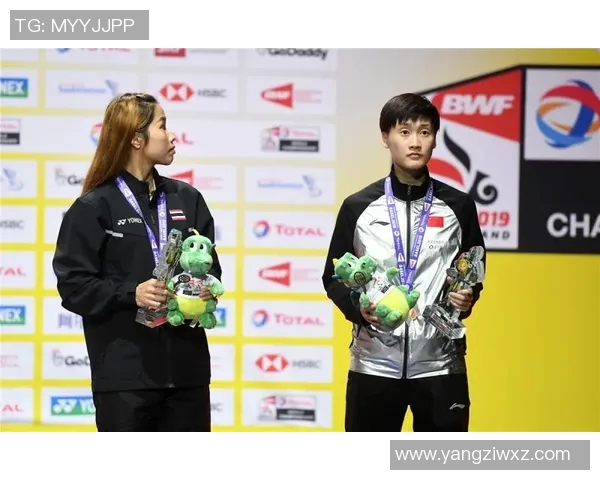 广州羽毛球队反击战术解析与实战应用探讨